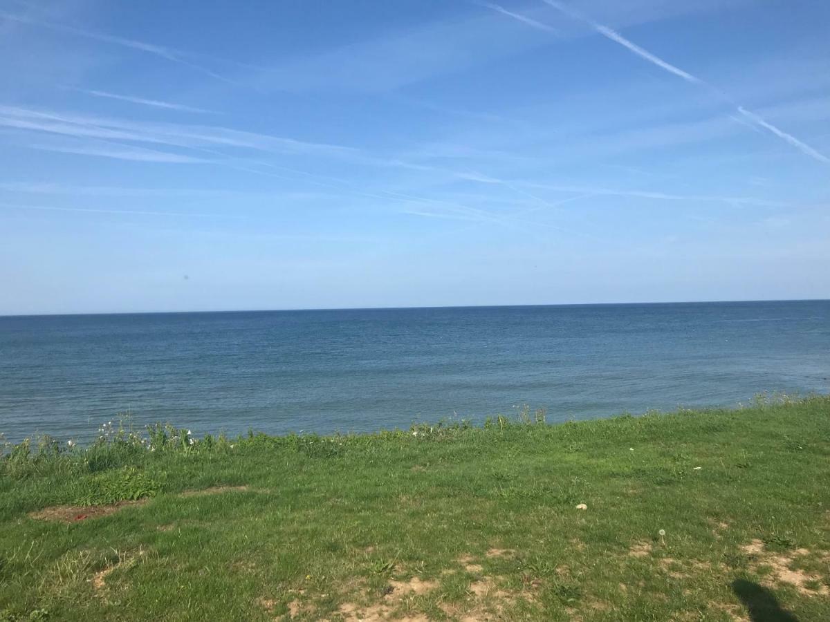 The Cliff Top Inn Bacton  Exteriér fotografie